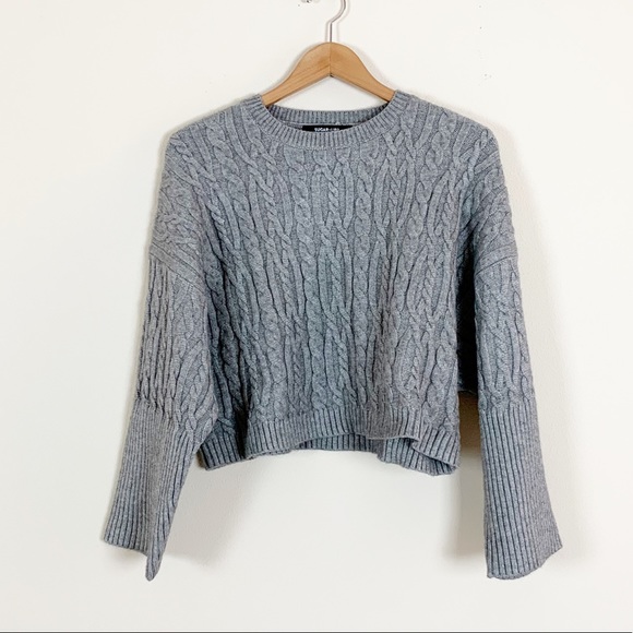 Cable Knit Cropped Sweater - Picture 2 of 7